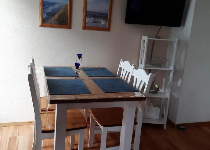 Apartment Lister Tor 01